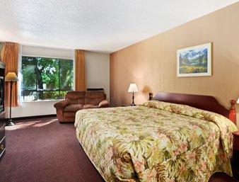 Travelodge By Wyndham Seattle