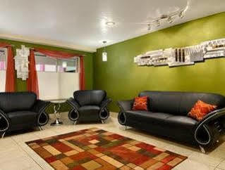 Motel Travelodge By Wyndham 2*